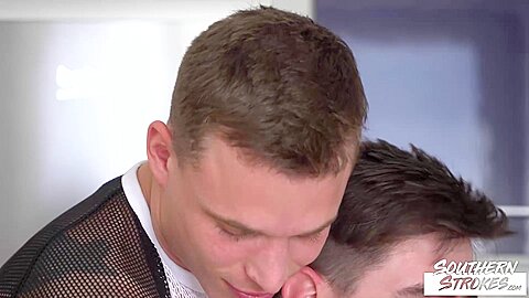 SOUTHERNSTROKES Florian Mraz Massages Twink Steven Raider