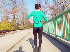 Sammi Starfish In Oblivious Milf In Ripped Leggings 7 Min