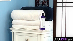 Sapphire Kiss - Horny Black teen 18+ Sucked Big White Dick After She Massaged It