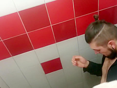 Saucy babe gets her pussy hammered in a public toilet