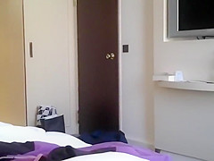 Secretly filming a milf in a hotel room