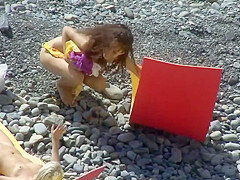 Sex Under The Sun With Real Amateurs Caught On Cam