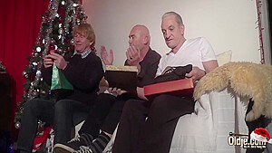 Sexy Old Vs Young Gangbang 10 Min