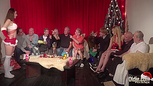 Sexy Old Vs Young Gangbang 10 Min