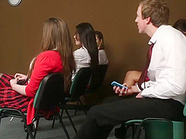 Sexy Schoolchicks Are Pleasing Lucky Guy