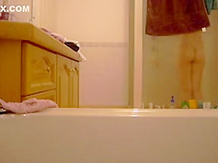 Sexy girlfriend Showering