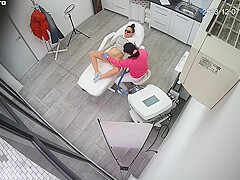 Sexy shaved pussy (Dec 2023)