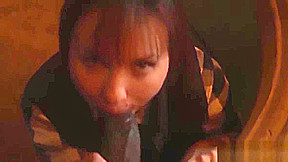 Sexy tourist Alysa scores a big black cock and is happy