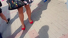 Shiny pantyhose