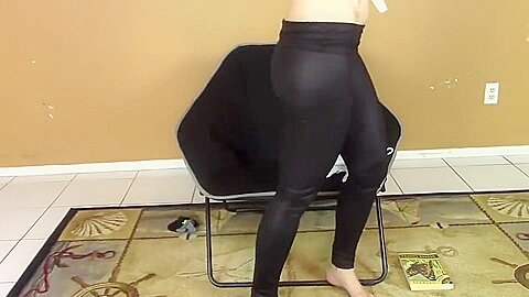 Skinny Milf Solo