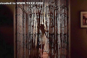 Sofía Vergara & Nathalie Rose in 'Big Trouble' (2002)