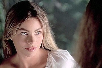 Sofía Vergara & Nathalie Rose in 'Big Trouble' (2002)