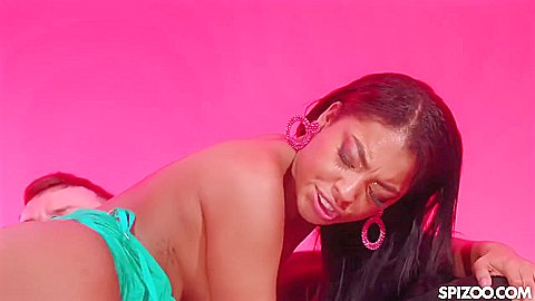 Sofi Vega Petite Beauty Gets Off Of Intense Couch Sex [pornseed ]
