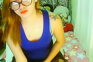 Solo Asian TS jerks off her dick