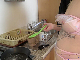 Sperm Fried Egg Handjob - FemdomSex