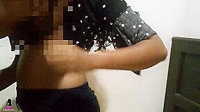අලලප ගදර නගට කලස ඇරල ආප ගමන දප සප Sri Lankan Hot teen 18+ Girl Fucking