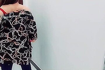 Strip Dance - Pakistani Hot N Sexy Housewife Nude In Live Video Call On Client Demand