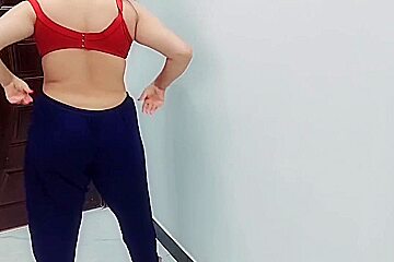 Strip Dance - Pakistani Hot N Sexy Housewife Nude In Live Video Call On Client Demand
