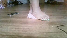 Super Thick BBW Crushing Dildo Wih Sexy Feet