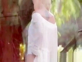 Superb Brea Bennett Fingering Her Shaved Snatch Outdoors