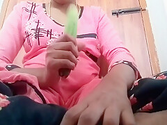 Swetha Tamil Wife Cucumber Dildo Insert Play Masturbation Solo