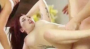 Swingers have fun