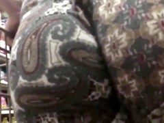 THE GIGGLY BOOTY AT THE SUPERMARKET!! (Slowed down)