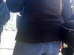 TIGHT ASIAN ASS