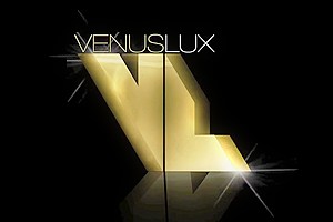 TS Venus Lux Masturbates At The Office