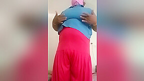 Tamil Housewife In Bedroom Finger Performance Videos
