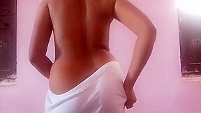 Tamil Wife Undress