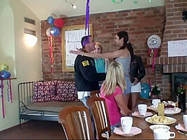 Teenagegroupsex - Paula