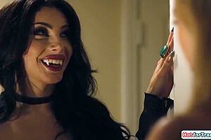 Tgirl Vampire Is Invited In - Ariel Demure, Big T And Braylin Bailey