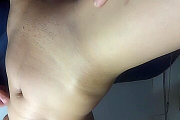 Thai Amateur Eat Cock