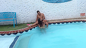 The Neighbor Leaves Her Husband At Home To Fuck The First See In The Pool