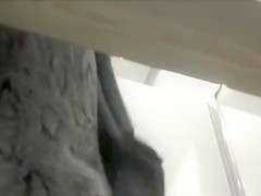 Thick booty girl in the changing cabin