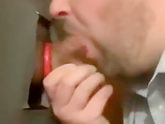 Thick straight cock visits glory hole