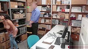 Thief store cashier sucks officers dick