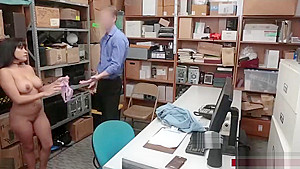 Thief store cashier sucks officers dick