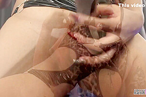 Tigress Bee Shows Us Her Nails