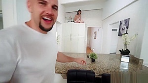 Tiny Nerd Loves Big Dick