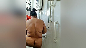 Today Exclusive- Desi Bbw Bhabhi Bathing 3