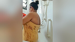 Today Exclusive- Desi Bbw Bhabhi Bathing 3