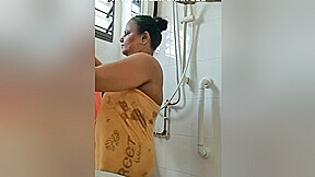 Today Exclusive- Desi Bbw Bhabhi Bathing 3