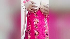 Today Exclusive- Mallu Bhabhi Showing Her Boobs And Pussy 1