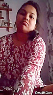 Today Exclusive- Sexy Bhabhi Showing Her Boobs And Blowjob