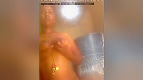 Today Exclusive- Telugu Bhabhi Record Bathing Video For Lover
