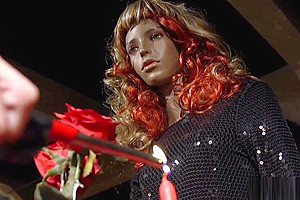 Toned tranny doll anal fucks guy