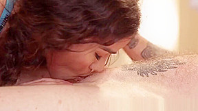 Trans Buck Angel drills shemale Tori Mayes with a strapon