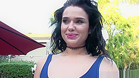Trina get pounded hard that make her squirt